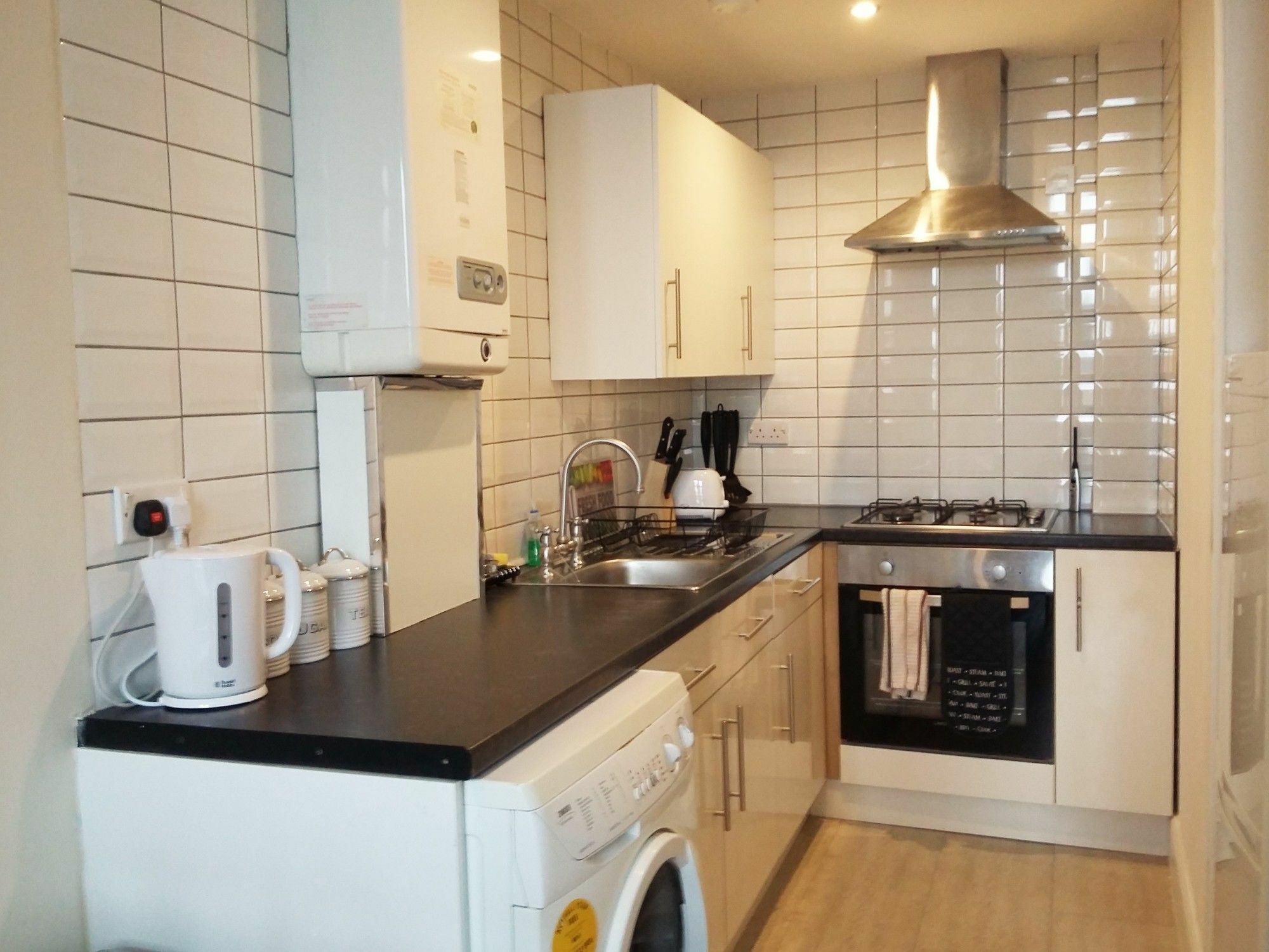 2 Bed Apartment Finnieston Glasgow Eksteriør billede